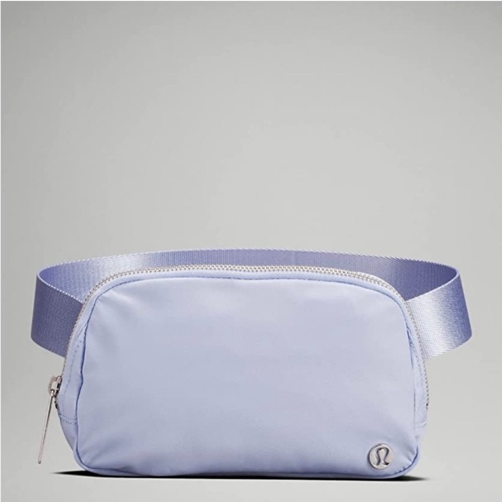 NWT LULULEMON Everywhere Belt Bag